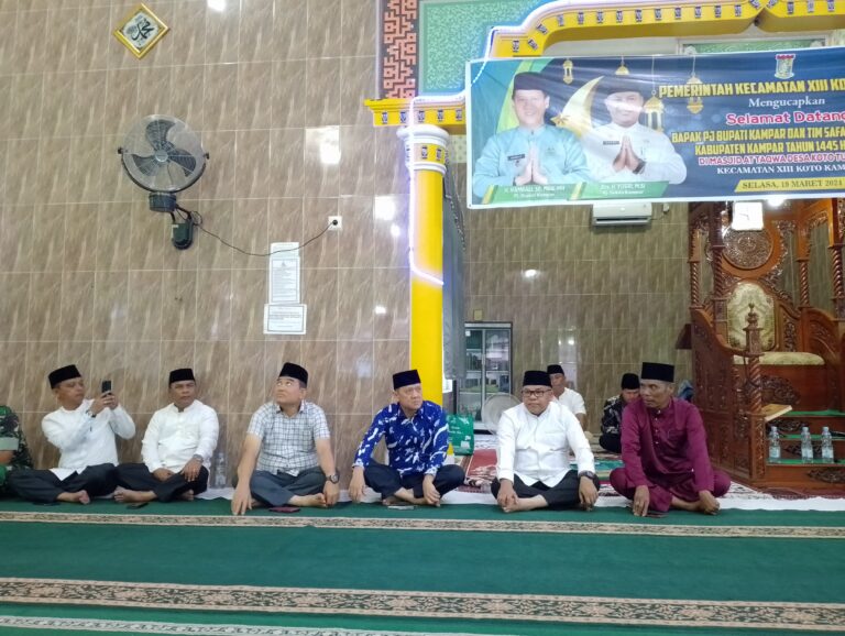 Pj Bupati Kampar Safari Ramadhan di XIII Koto Kampar dan Pj Sekda di Koto Kampar Hulu