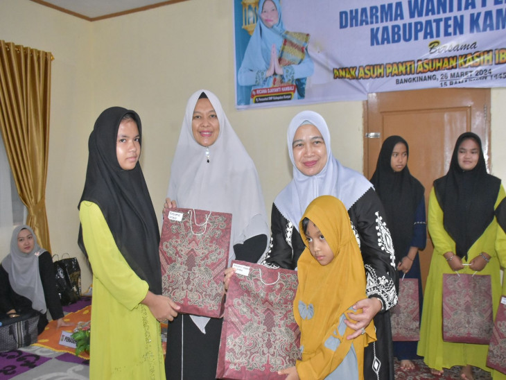 DWP Kabupaten Kampar Berbagi Kasih dengan Anak Anak  Panti Asuhan Kasih Ibu Bangkinang