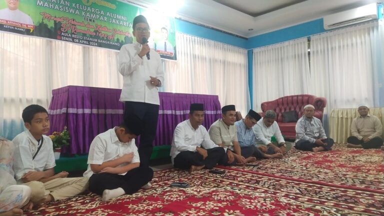 Plh Sekda Kampar Hadiri Bukber IKA MKJ di Stanum Bangkinang
