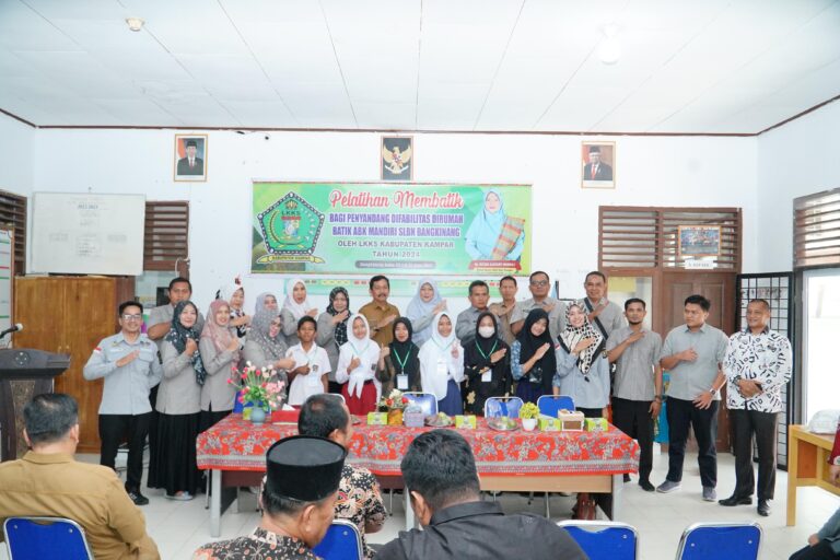 LKKS Kampar Gelar Pelatihan Membatik Bagi Penyandang Difabilitas