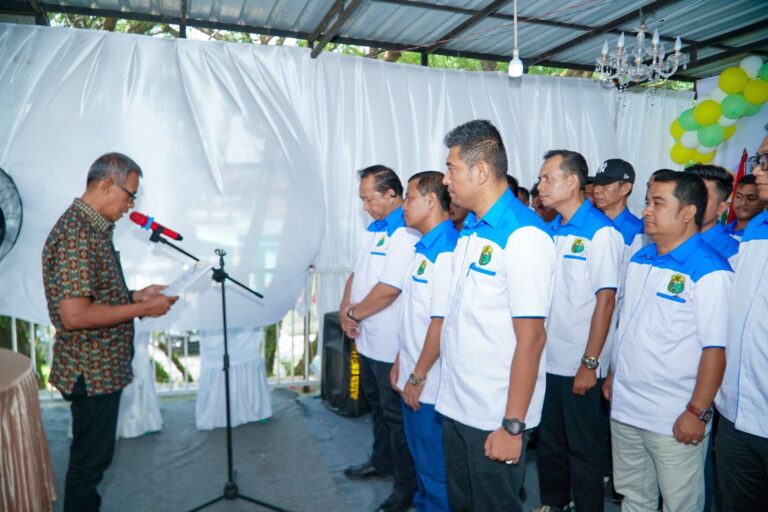 Pengurus PBSI Kabupaten Kampar Periode 2024-2028 Resmi Dilantik