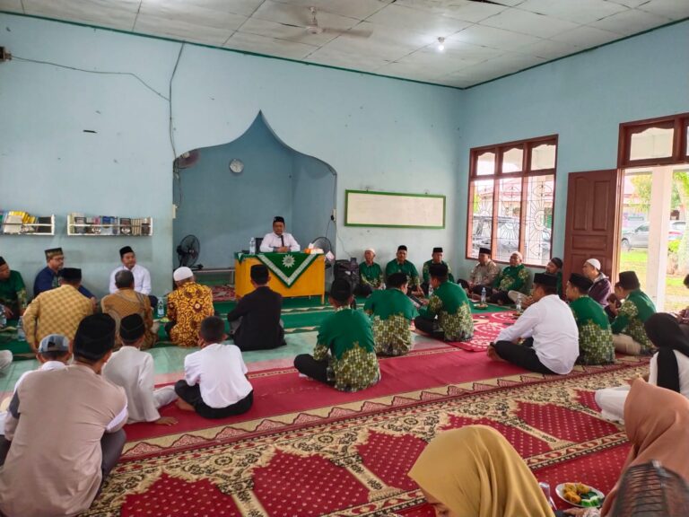 PCM Ujungbatu Hadirkan Rektor UMRI pada Pengajian Bulanan di Panti Muhammadiyah