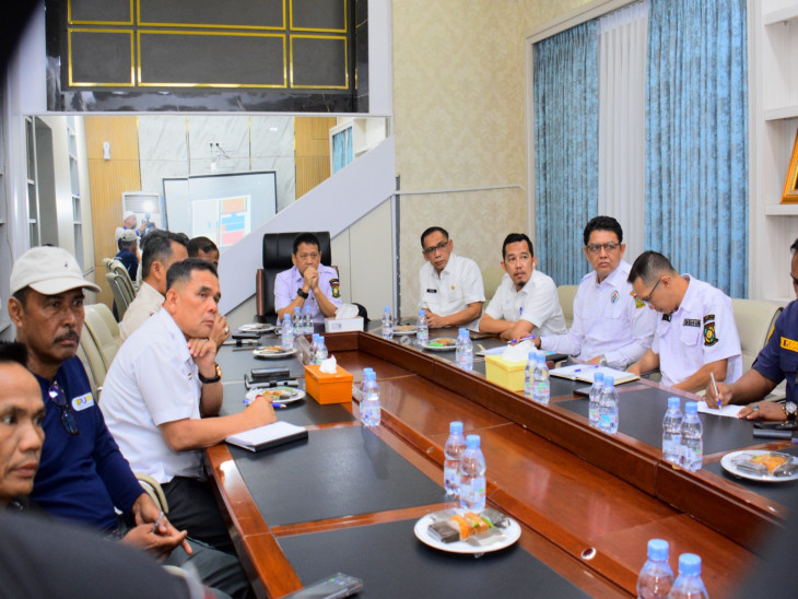 Pemantapan Persiapan Buka Puasa Bersama Dengan Bupati dan Wakil Bupati Kampar, Sekda Kampar Pimpin Rapat Teknis