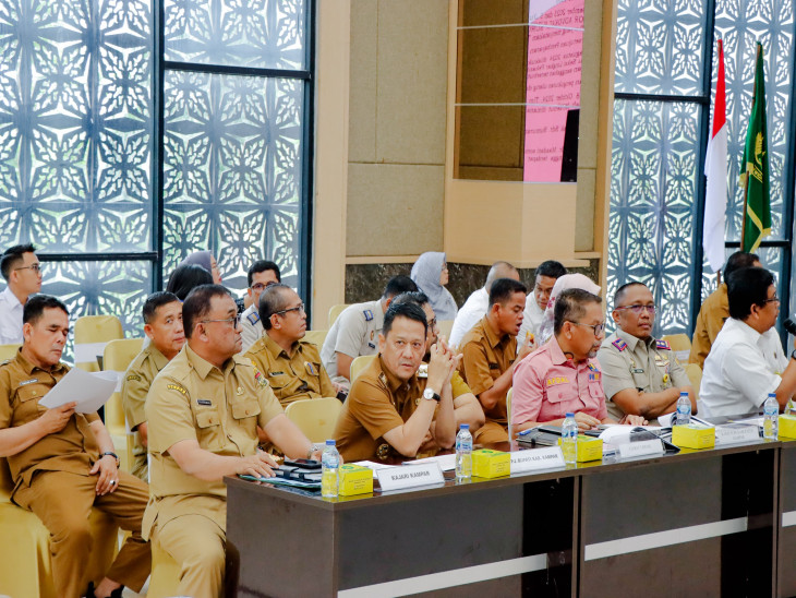 Pj Bupati Kampar Hadiri Langsung Rakor Pembahasan Progres Pembangunan Tol Pekanbaru – Rengat