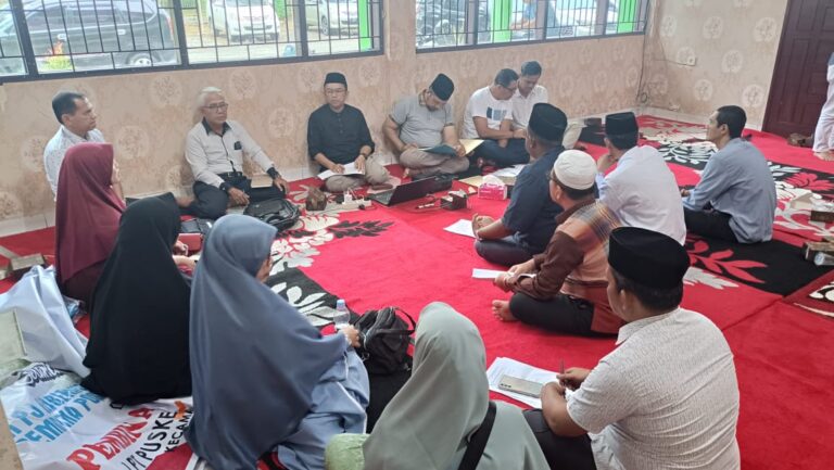 Guna Mendapatkan Hasil Maksimal, LPTQ Kampar Bersama Tim Pelatih Laksanakan Rapat Khusus