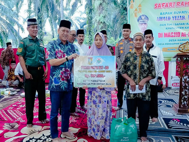 Sekda Kampar Gelar Safari Ramadhan di Masjid Al Jami’ah Desa Hangtuah