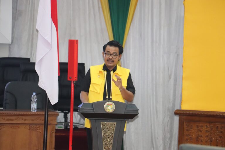 Berikut Pandangan Fraksi Golkar DPRD Kampar Terkait LKPJ Bupati Kampar