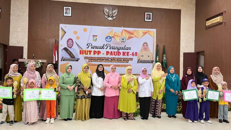 Wabup Kampar Hadiri Puncak Peringatan HUT PP – PAUD KE 68