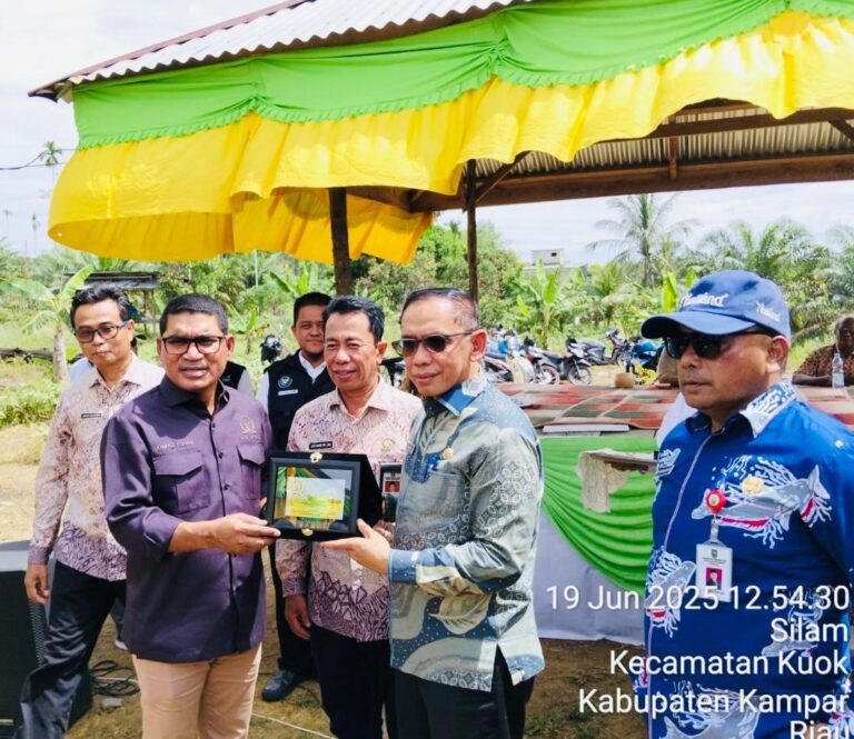 Kunker Reses Komisi IV DPR RI dan Ketahanan Pangan Nasional di Koto Masjid, Pemda Kampar Ajukan Usulan Subsidi Pakan Ikan 