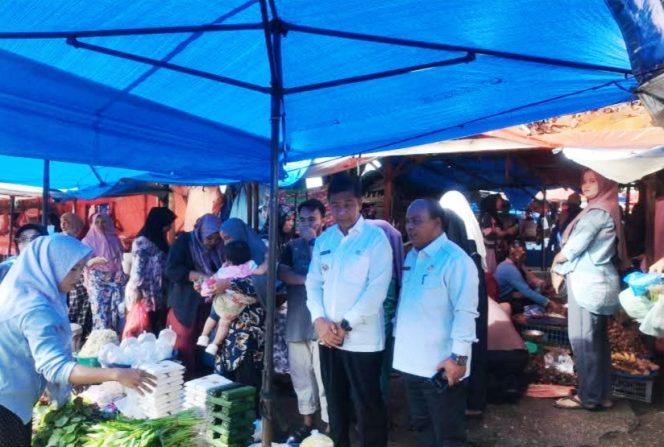 Dampingi Bupati, Kadishub Kampar Aidil Tinjau Parkir Ramayana Bangkinang Jelang Ramadan