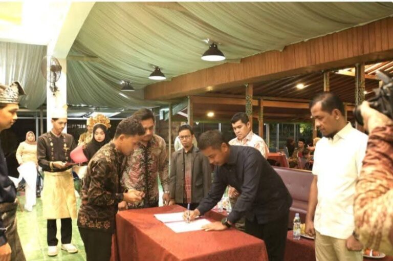 Bupati Ahmad Yuzar Lantik dan Kukuhkan Pengurus IPRY Komisariat Kampar 