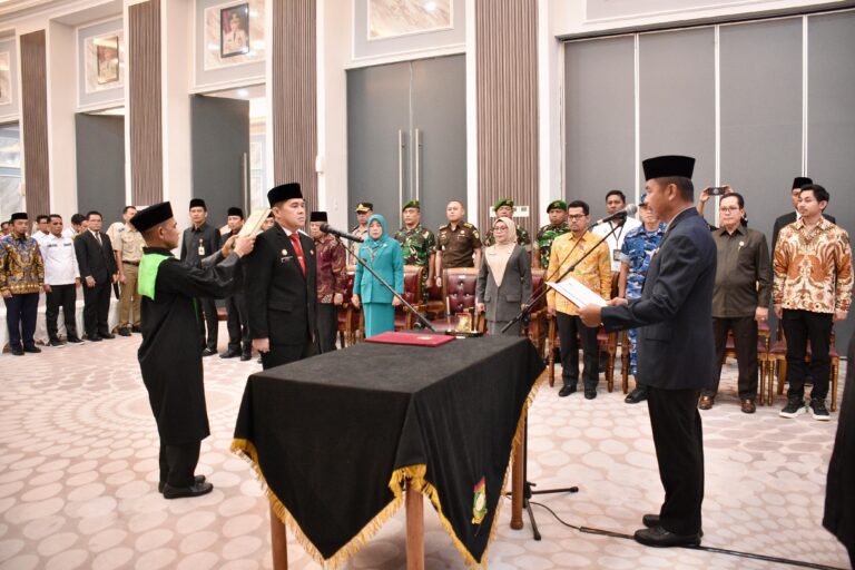 Hadiri Pelantikan Sekda Kampar, Wabup : Sesuai Tahapan dan Memang Harus Segera Dilantik 