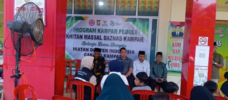 Kerjasama dengan IDI Kampar, BAZNAS Gelar Khitanan Massal Anak Kurang Mampu di Puskesmas Bangkinang Kota